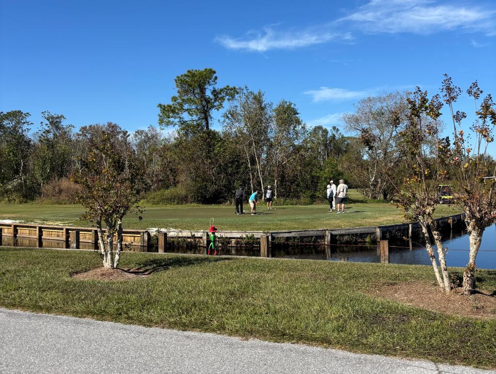 Golf at Sweetwater Community